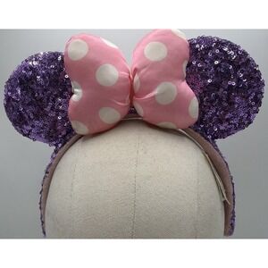 Disney Parks Purple Sequence Minnie Mouse Ears w/Pink Polka Dot Bow.
